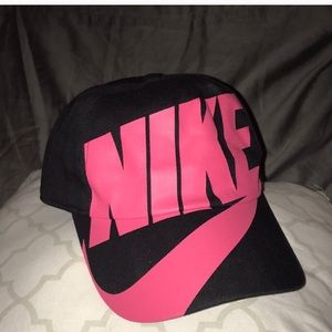 adjustable Nike hat